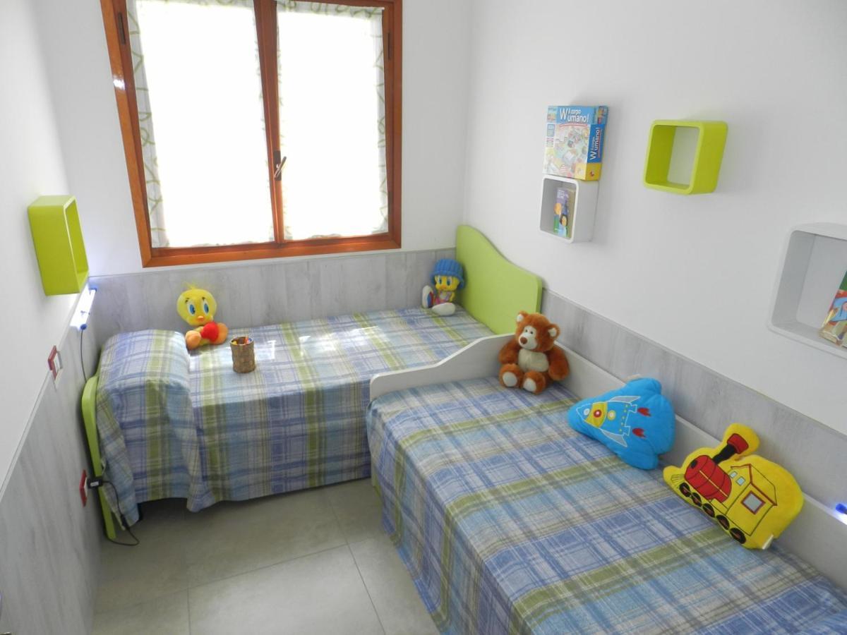 Al Girasole Apartment เปสเคียรา เดล การ์ดา ภายนอก รูปภาพ