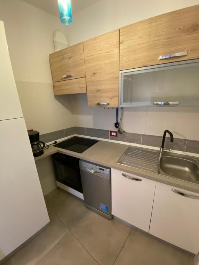 Al Girasole Apartment เปสเคียรา เดล การ์ดา ภายนอก รูปภาพ